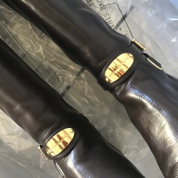 SOLD    Michael Kors Arley Stretch Zip up - Picture 4 of 9